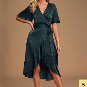 Green lulus dress